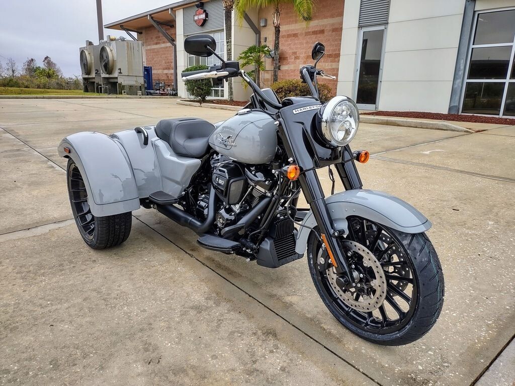 FLRT 2025 Freewheeler®