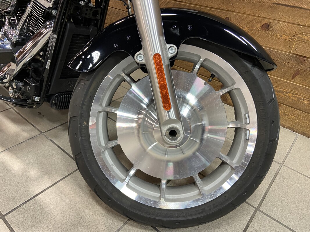 2024 Harley-Davidson Fat Boy 114 Vivid Black FLFBS - Photo 4