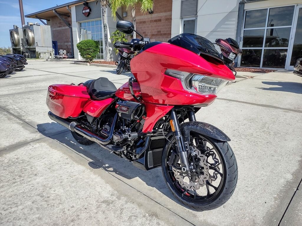 FLTRXSTSE 2025 CVO™ Road Glide™ ST