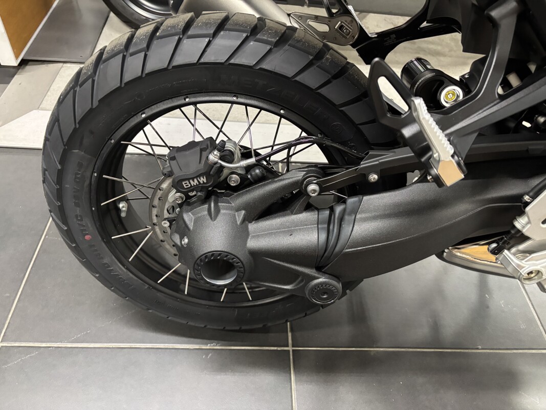 2026 BMW Motorrad R 12 G/S FREE LIFETIME POWERTRAIN WARRANTY AND $500 REBATE, photo 6