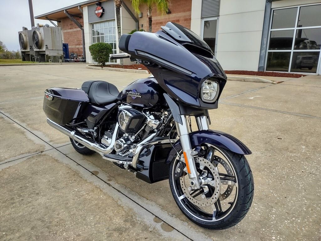 FLHX 2025 Street Glide™