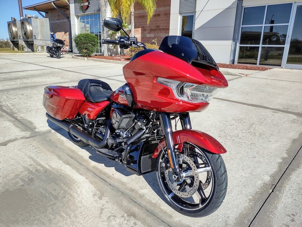 FLTRX 2025 Road Glide™