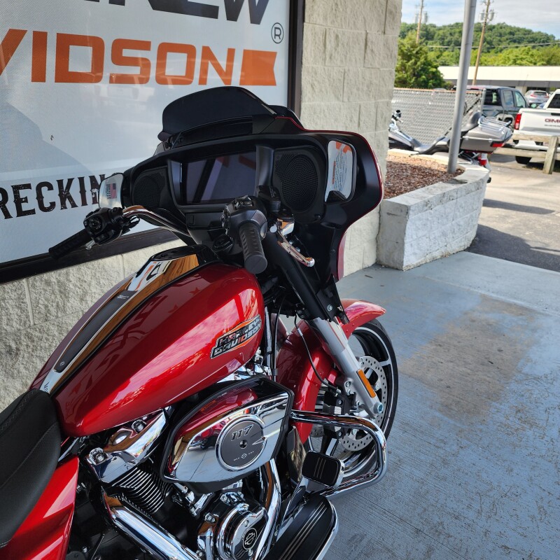 2025 Harley-Davidson Street Glide - Photo 6