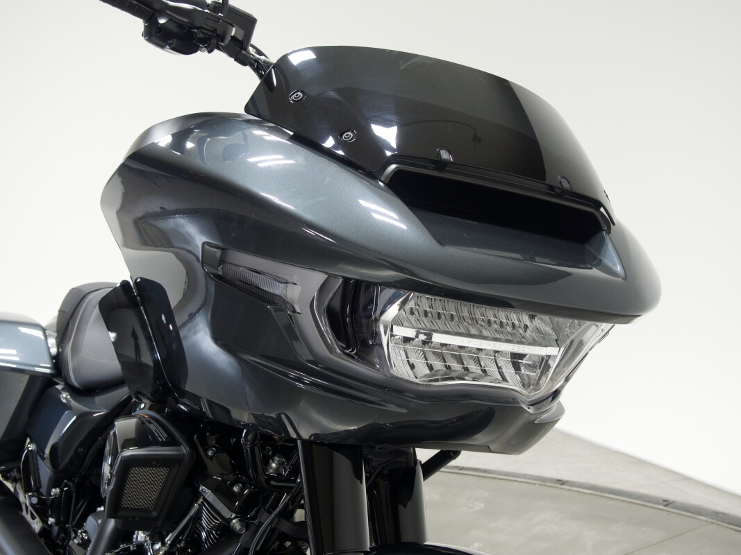 2025 Harley-Davidson FLTRX Road Glide in Iron Horse Metallic with 10 miles - Photo 7