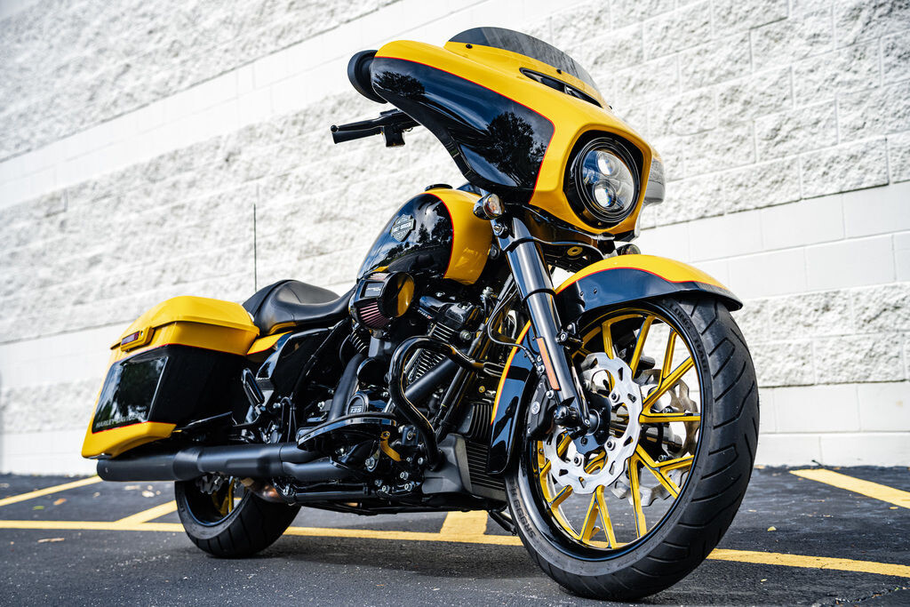 FLHXS 2023 Street Glide® Special