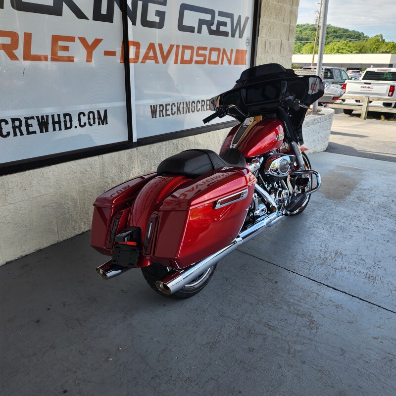 2025 Harley-Davidson Street Glide - Photo 9