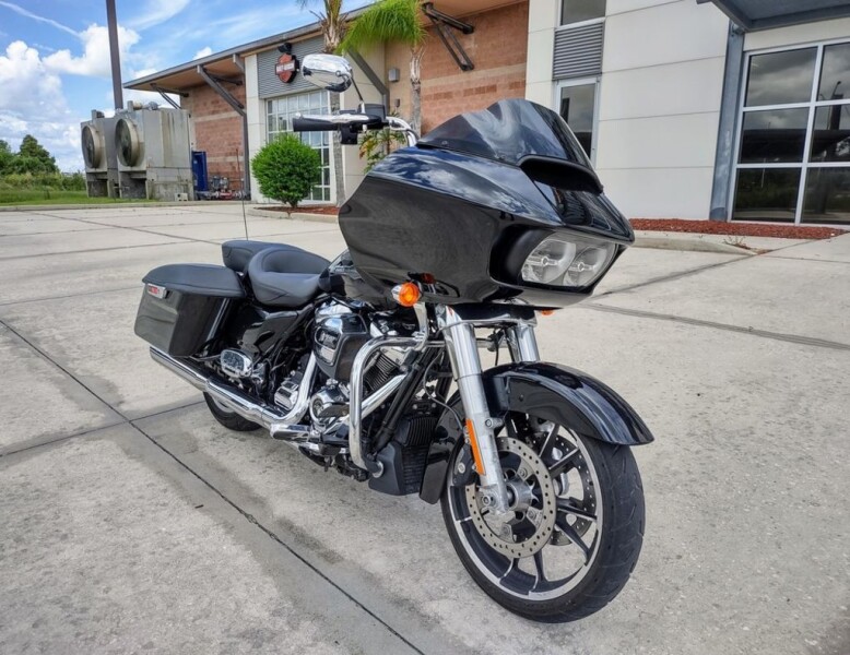 FLTRX 2022 Road Glide®