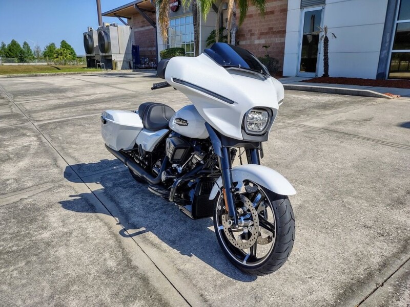 FLHX 2025 Street Glide™