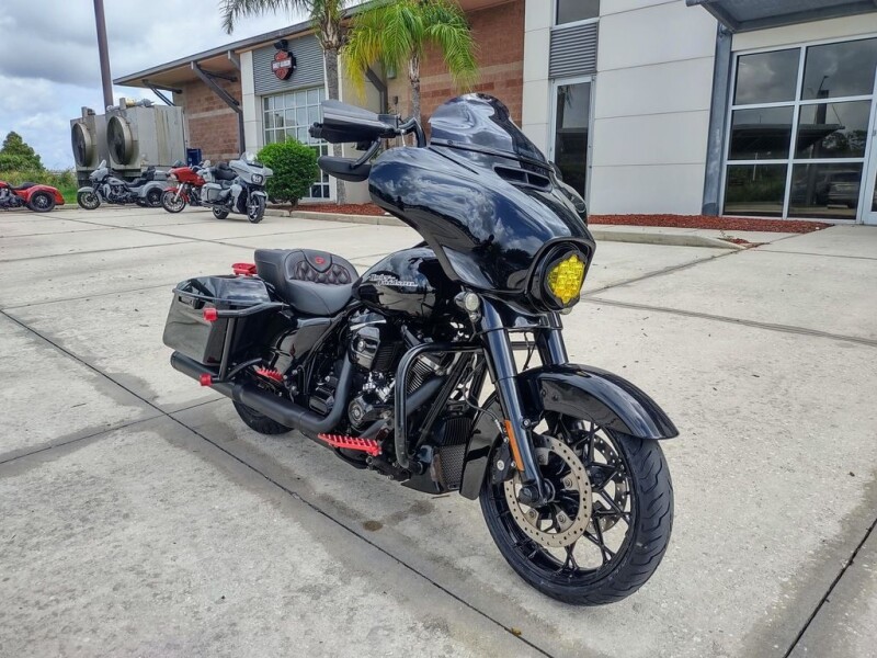 FLHXS 2020 Street Glide® Special