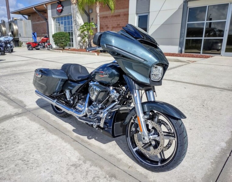 FLHX 2025 Street Glide™