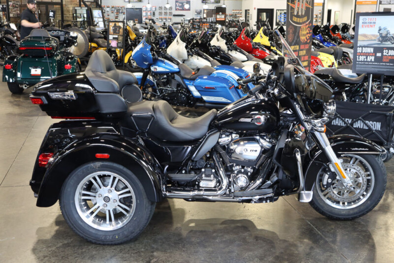 FLHTCUTG 2024 Tri Glide™ Ultra