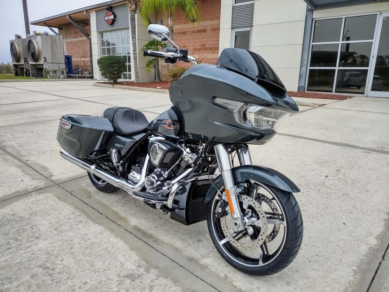 FLTRX 2025 Road Glide™
