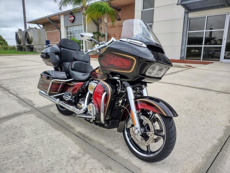 FLTRKSEANV 2023 CVO™ Road Glide® LTD Anniversary