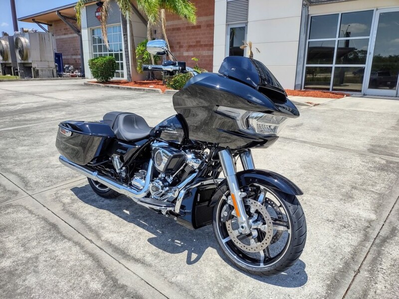 FLTRX 2024 Road Glide®