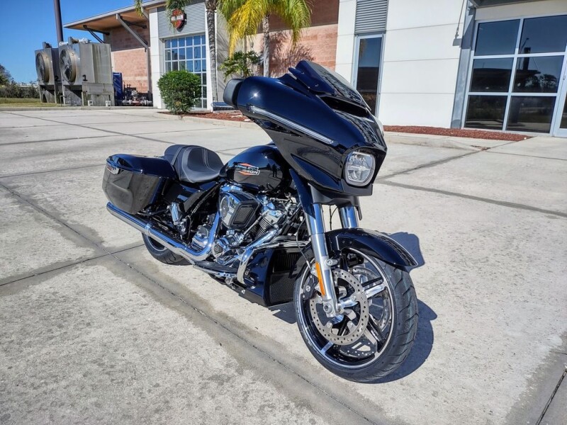 FLHX 2025 Street Glide™