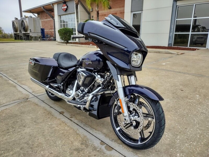 FLHX 2025 Street Glide™