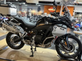 2024 BMW Motorrad F 900 GS Adventure Blackstorm Metallic thumb 3