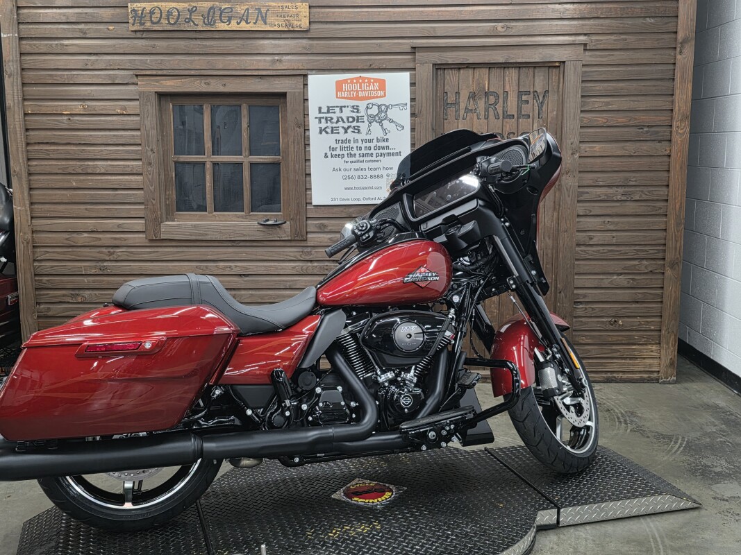 2025 Harley-Davidson Street Glide WHSKEY FIRSTORM/BLACK TRIM - Photo 2