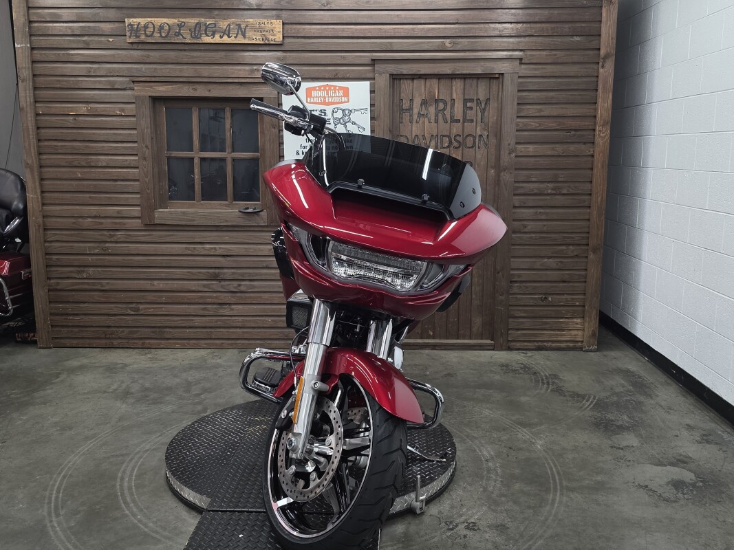 2025 Harley-Davidson Road Glide BRILLIANT RED/CHROME TRIM - Photo 7