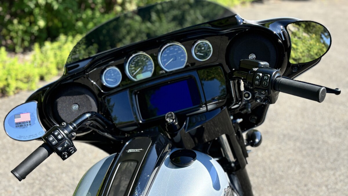 FLHXS 2023 Street Glide Special - Photo 8