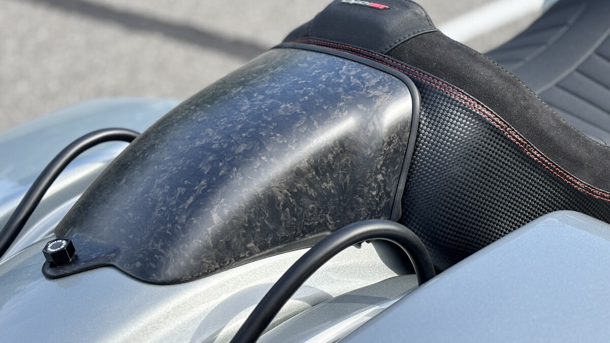 FLTRXSTSE 2025 CVO Road Glide ST - Photo 10