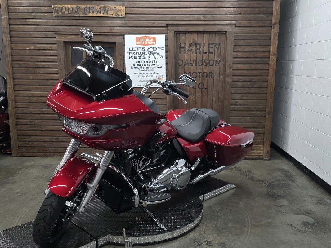2025 Harley-Davidson Road Glide BRILLIANT RED/CHROME TRIM - Photo 6