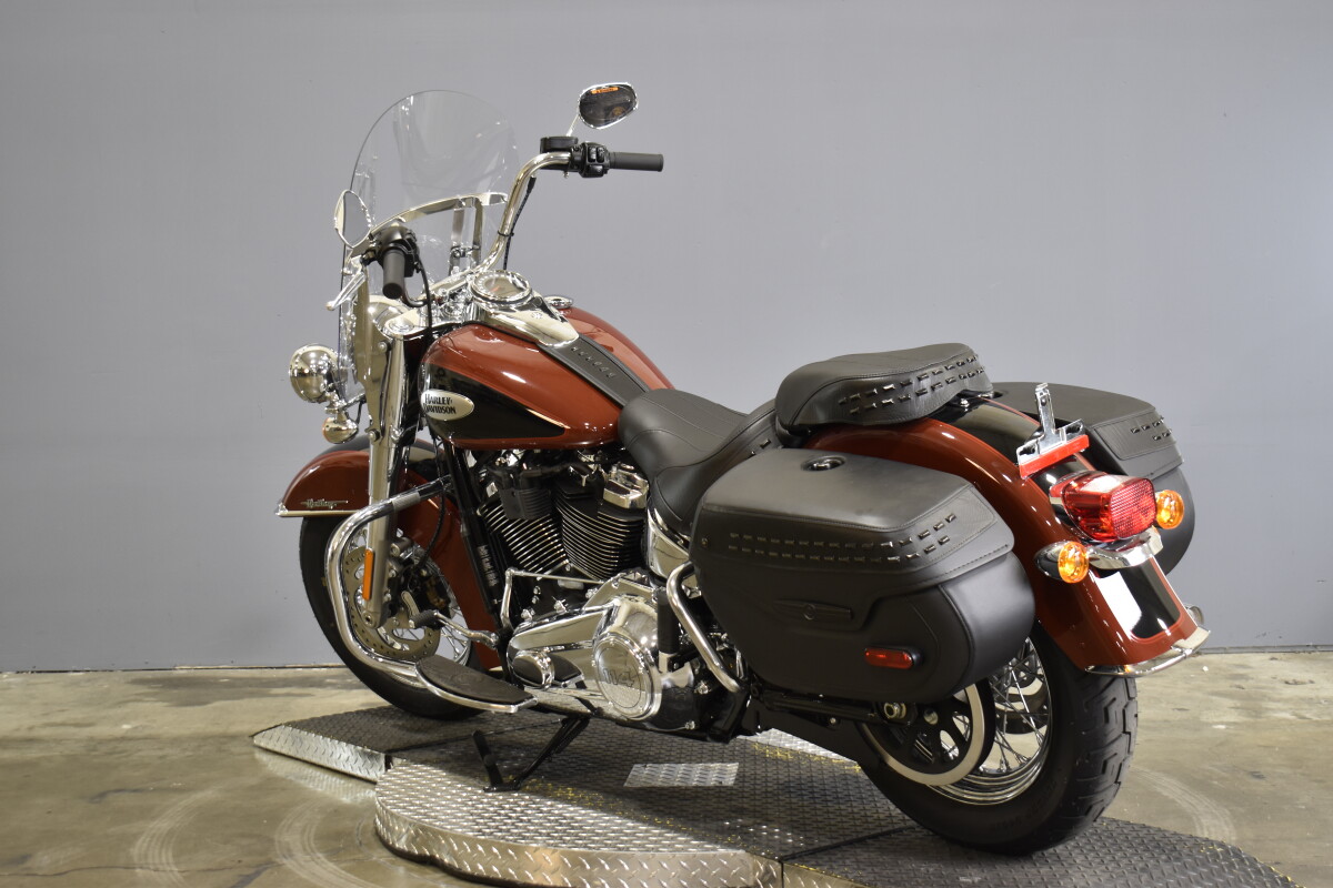 2024 Harley-Davidson Heritage Classic FLHCS - Photo 6