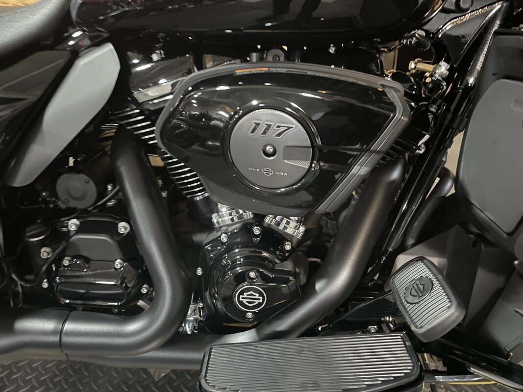 Harley-Davidson Street Glide Ultra 2025 FLHXU IRN HRSE MT/BLK - Photo 2