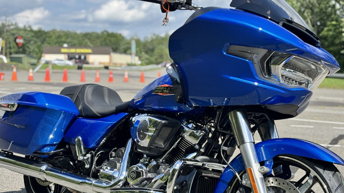 FLTRX 2025 Road Glide - Photo 6