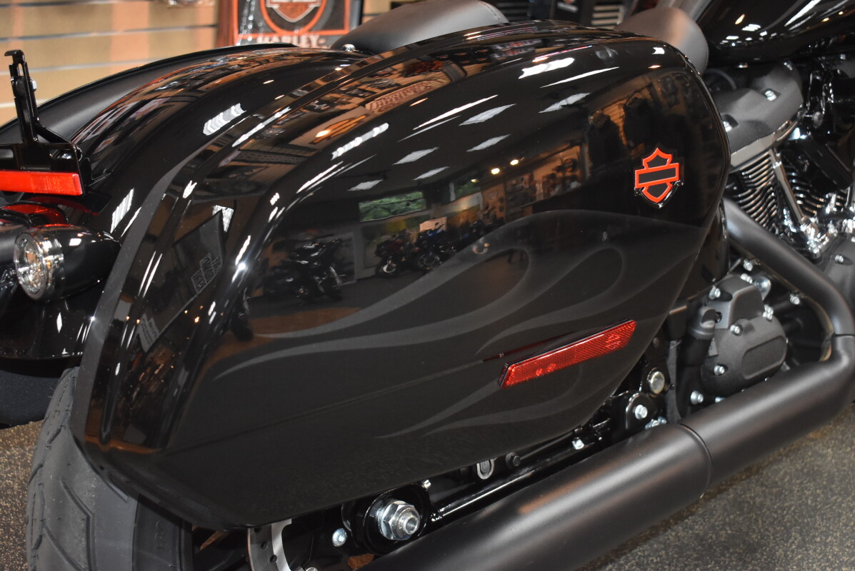 FXLRST 2025 Low Rider ST - Photo 4