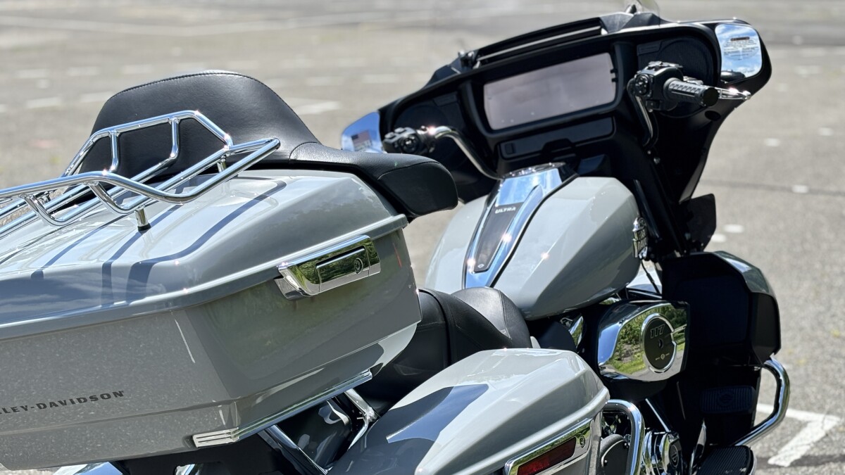 2025 Harley-Davidson Street Glide Ultra Billiard Gray - Photo 8