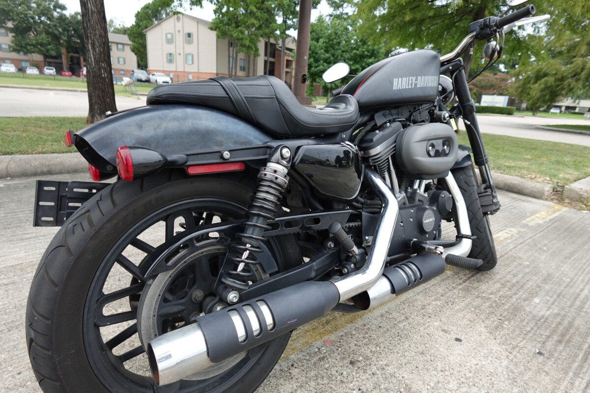 2017 Harley-Davidson Roadster XL1200R - Photo 9