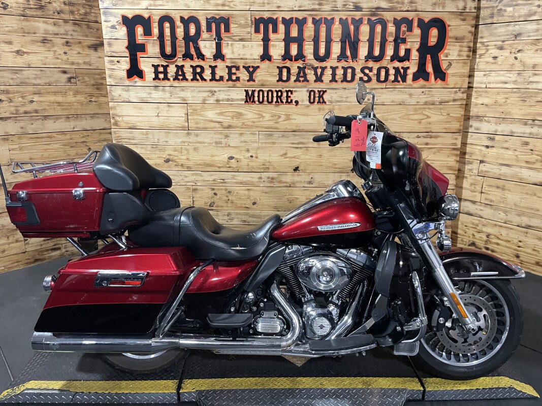 Harley-Davidson Electra Glide Ultra Limited 2013 FLHTK Two-Tone Ember Red Sunglo/Merlot Sunglo