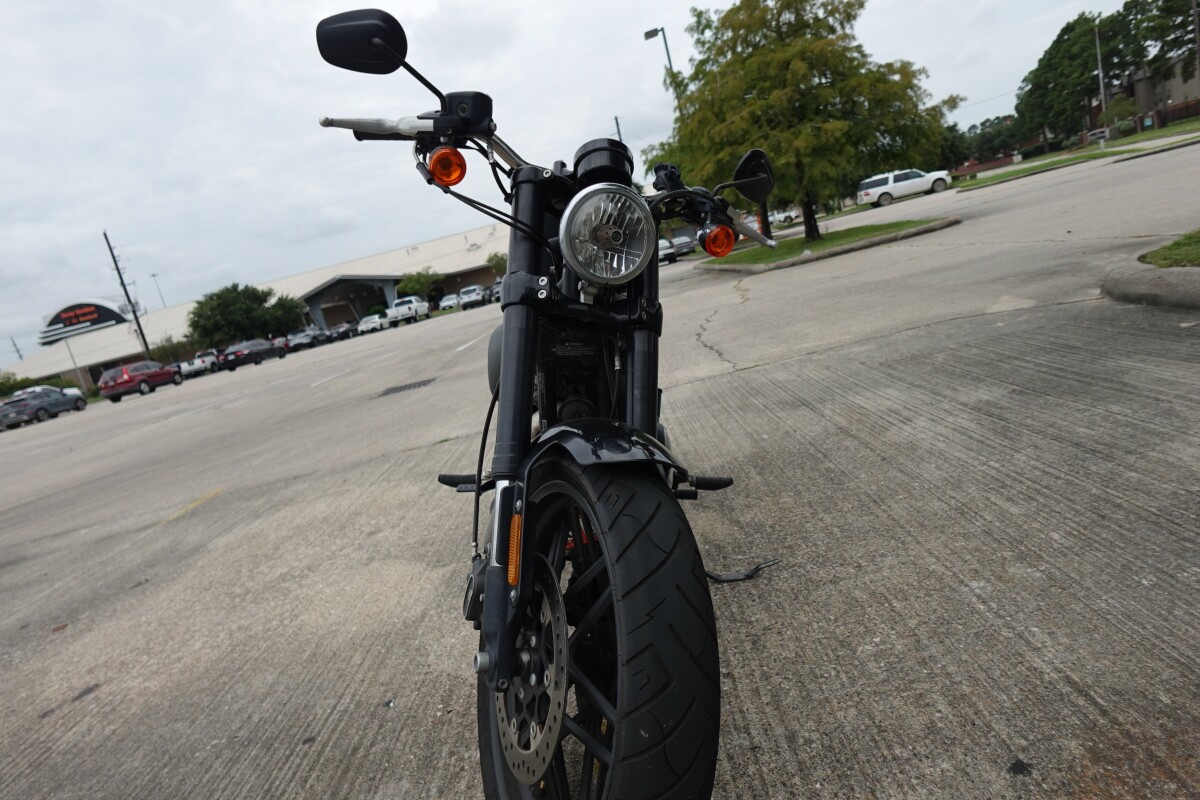2017 Harley-Davidson Roadster XL1200R - Photo 3