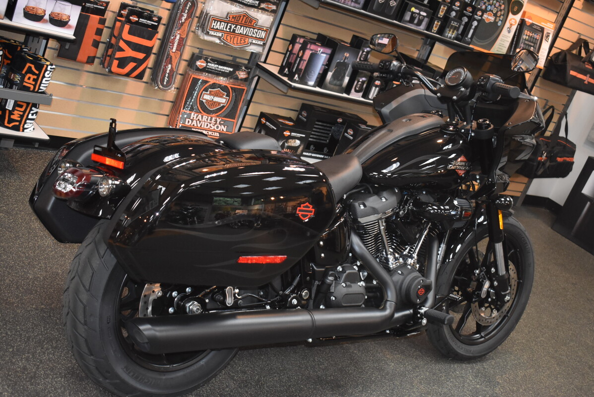 FXLRST 2025 Low Rider ST - Photo 3