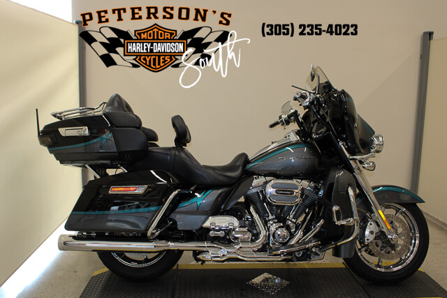 2015 Harley-Davidson CVO Ultra Limited FLHTKSE