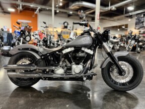 2016 Harley-Davidson® Softail Slim® Two-Tone Charcoal Satin/Vivid Black Satin thumb 3