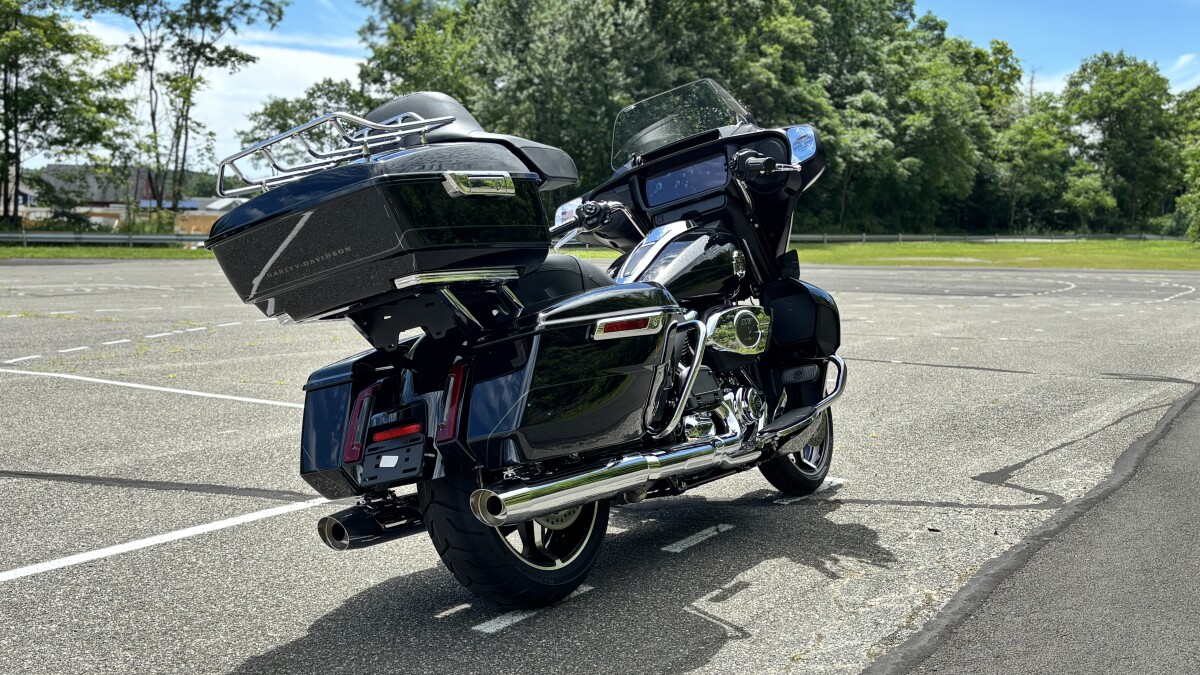 FLHXU 2025 Street Glide Ultra - Photo 8