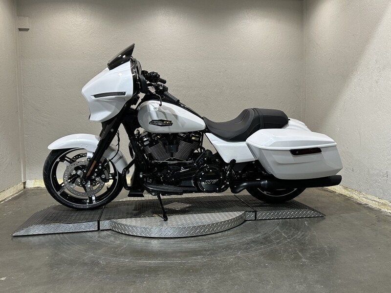 Harley-Davidson Street Glide 2025 FLHX 84621013 WHITE ONYX PRL - Photo 7