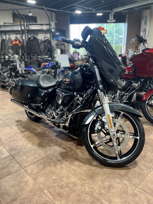 2025 Harley-Davidson Street Glide - Photo 7