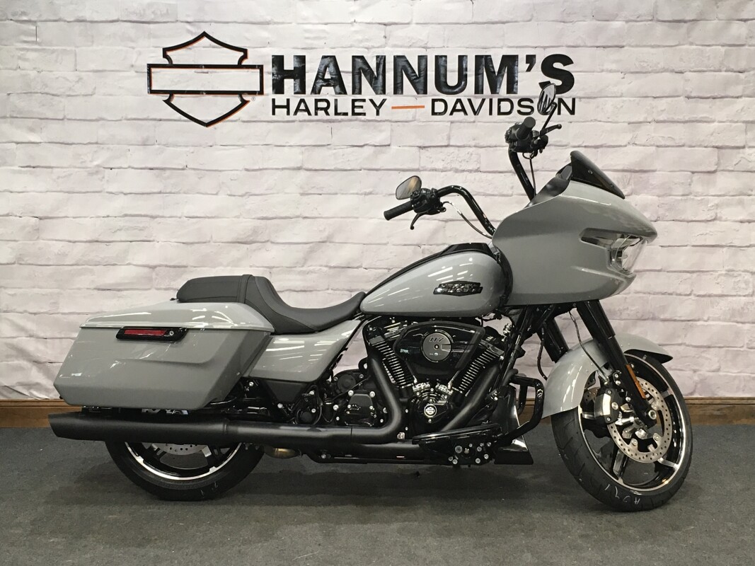 2025 Harley-Davidson Road Glide Billiard Gray - Black Finish FLTRX