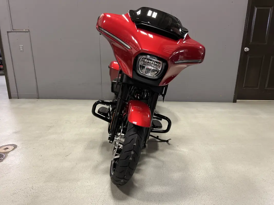 FLHX 2025 Street Glide - Photo 5