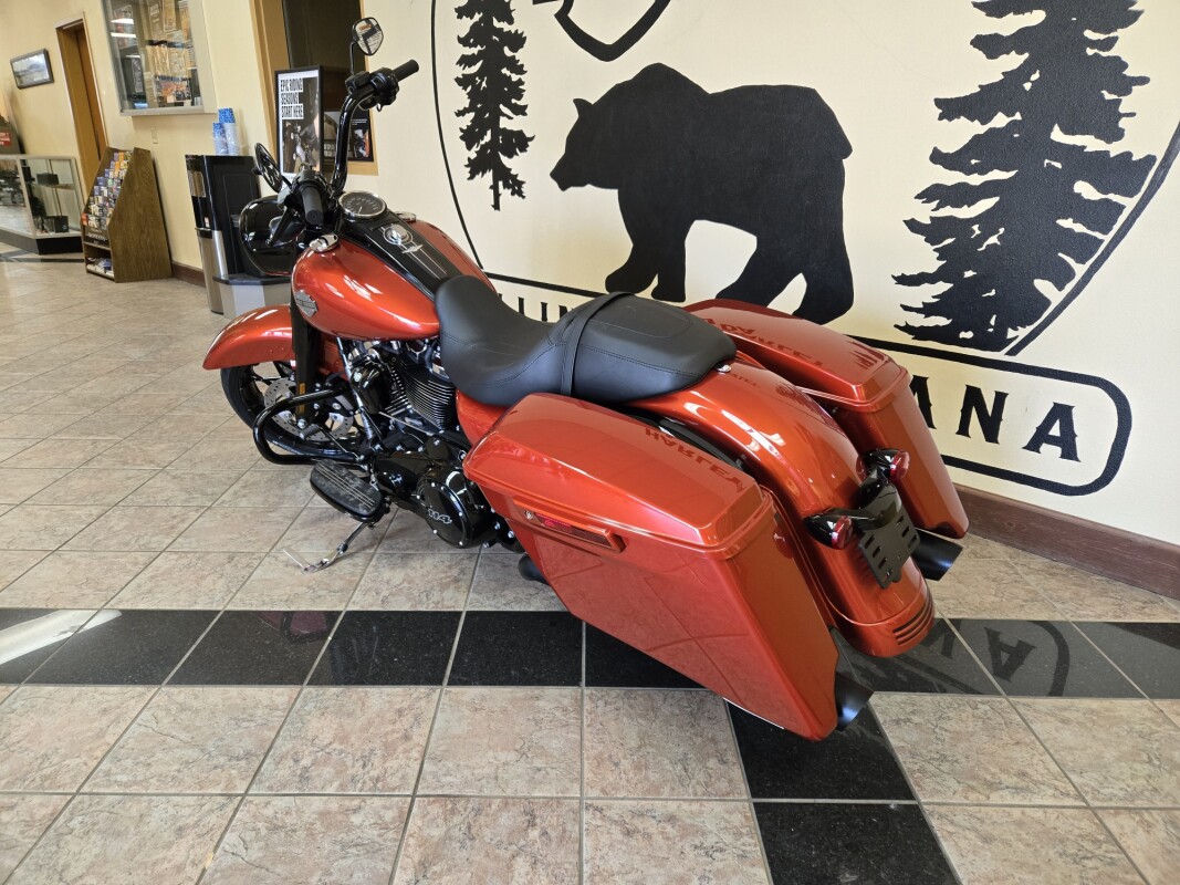 2025 Harley-Davidson Road King Special Whiskey Fire - Photo 3