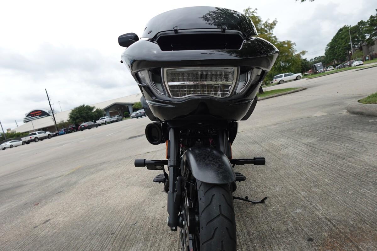 2025 Harley-Davidson CVO Road Glide ST FLTRXSTSE - Photo 3