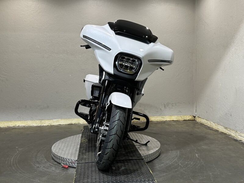 Harley-Davidson Street Glide 2025 FLHX 84621013 WHITE ONYX PRL - Photo 3