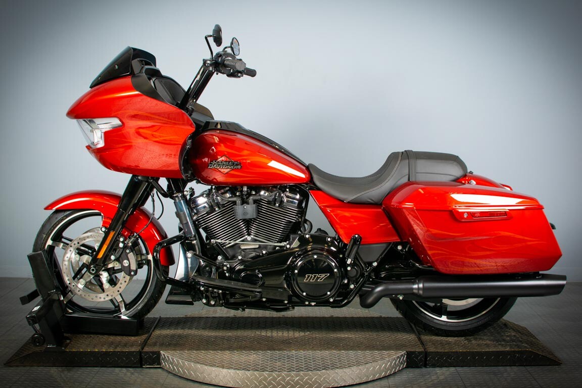 2025 Harley-Davidson Road Glide FLTRX - Photo 5