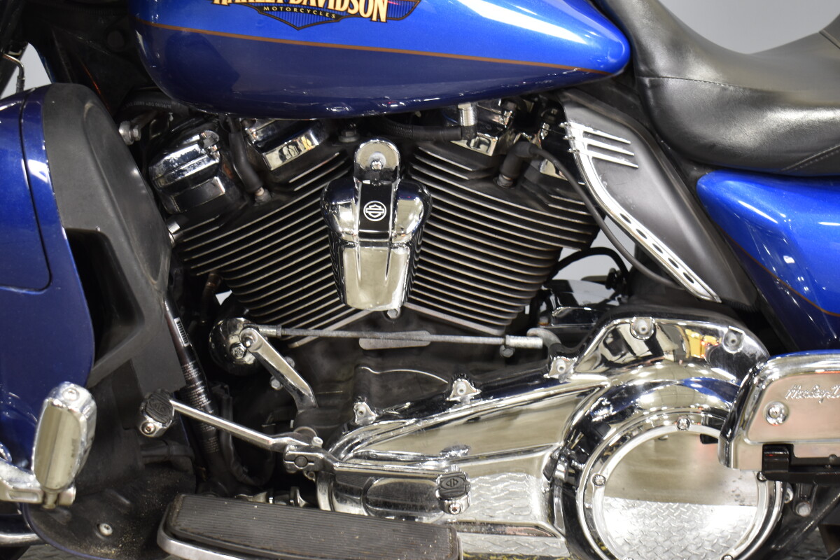 2017 Harley-Davidson Ultra Limited FLHTK - Photo 10