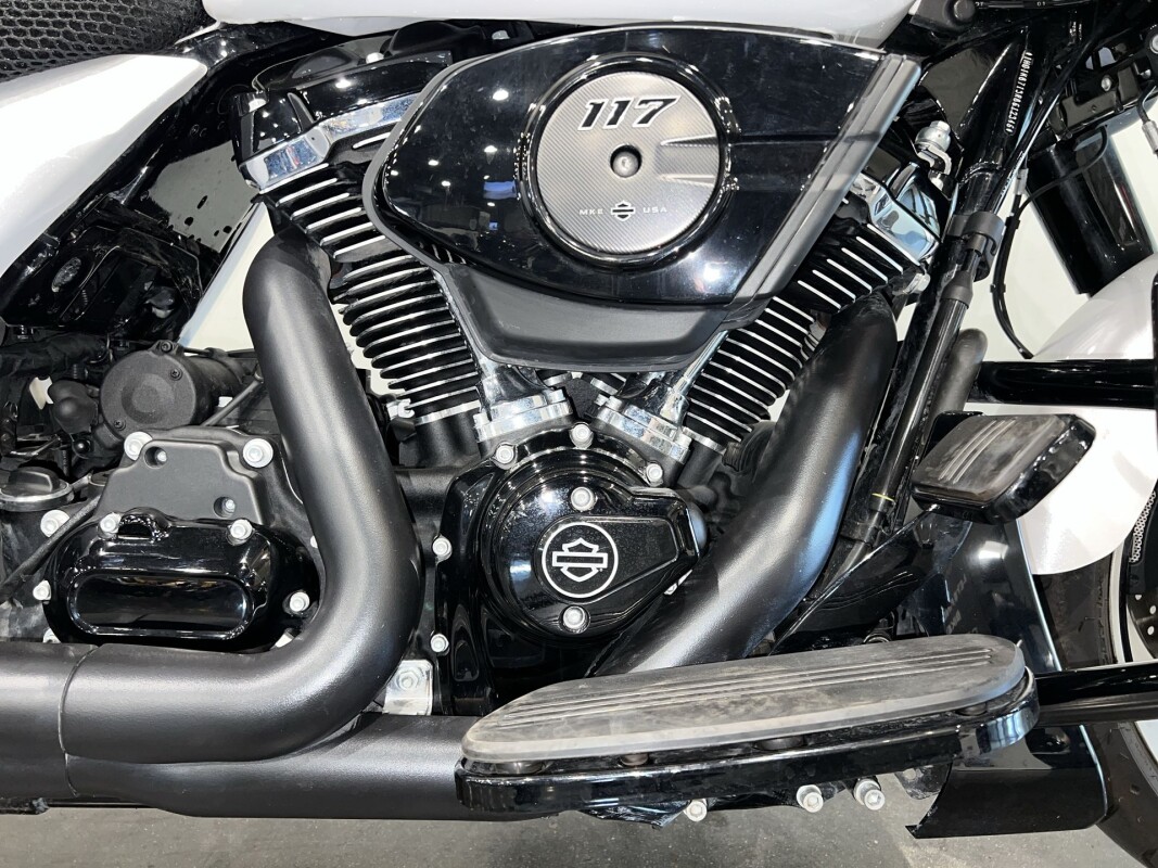2024 Harley-Davidson Street Glide FLHX - Photo 4
