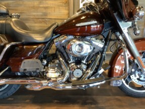 Harley-Davidson® Electra Glide® Ultra Limited 2011 FLHTK U828-11 Two-Tone Dark Candy Root Beer/Light thumb 2