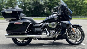 FLHXU 2025 Street Glide® Ultra thumb 3